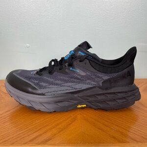 Hoka Speedgoat 5 GTX Black Mens Size 9.5 Gore Tex Vibrant